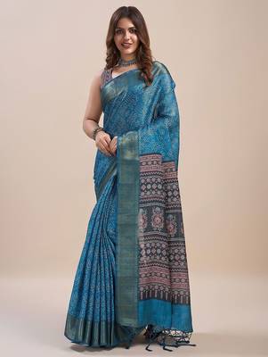 blue bandhani printed zari saree 1