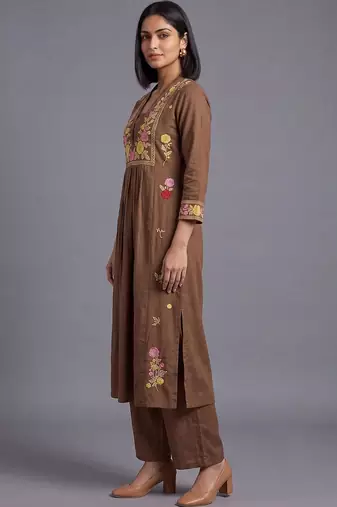 women three-quarter sleeves floral empire thread work kurta with palazzos