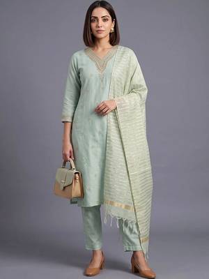 women ethnic motifs embroidered regular thread work kurta with trousers & with dupatta 1