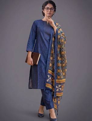 women ethnic motifs regular kurta with trousers & with dupatta 5