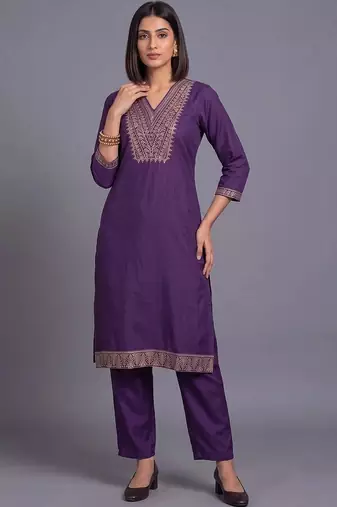 women ethnic motifs embroidered regular thread work kurta with trousers & with dupatta