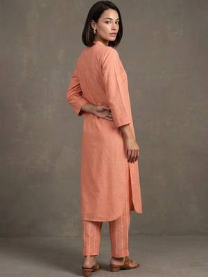 women regular cotton kurta with trousers 3