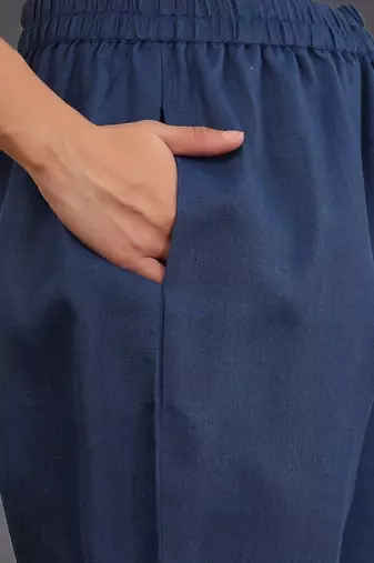 women regular thread work kurta with trousers