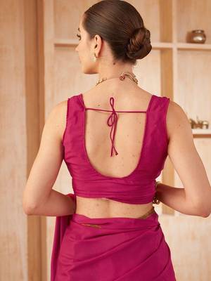 pink floral silk blend jamdani saree 5