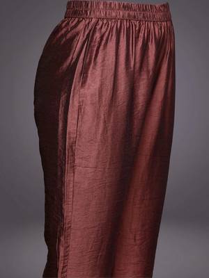women ethnic motifs printed regular chanderi silk kurta with trousers & with dupatta 7