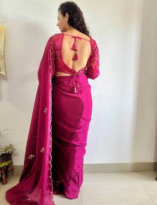 magenta magenta floral embroidered beads & stones saree 3