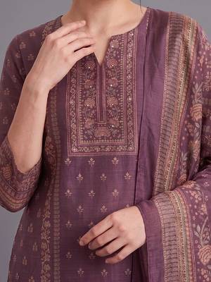 women ethnic motifs printed regular sequinned kurta with palazzos & with dupatta 2