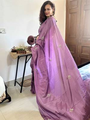 lavender lavender floral embroidered beads & stones saree 3