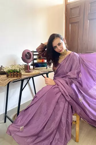 lavender lavender floral embroidered beads & stones saree