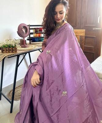 lavender lavender floral embroidered beads & stones saree 5