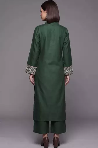 women ethnic motifs embroidered regular thread work kurta with trousers