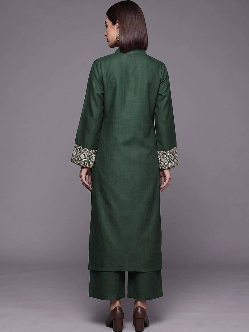 women ethnic motifs embroidered regular thread work kurta with trousers