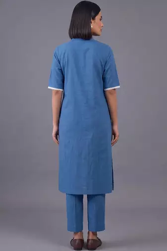 women floral embroidered regular thread work kurta with trousers