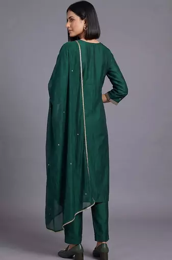 women ethnic motifs embroidered regular thread work kurta with trousers & with dupatta