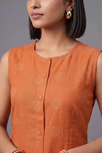 women printed regular kurta with trousers