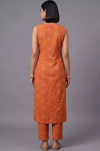 women printed regular kurta with trousers