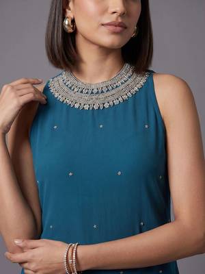 women ethnic motifs regular beads and stones kurta with trousers 2