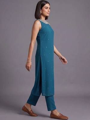 women ethnic motifs regular beads and stones kurta with trousers 5