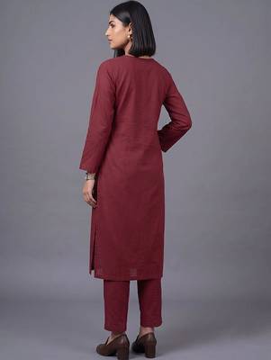 women regular kurta with trousers 3