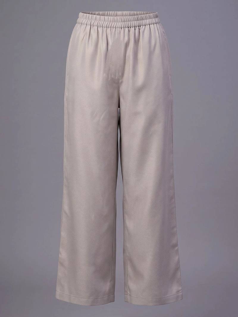 women regular kurta with palazzos