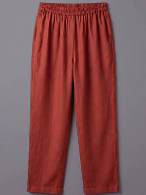 women regular kurta with trousers 5