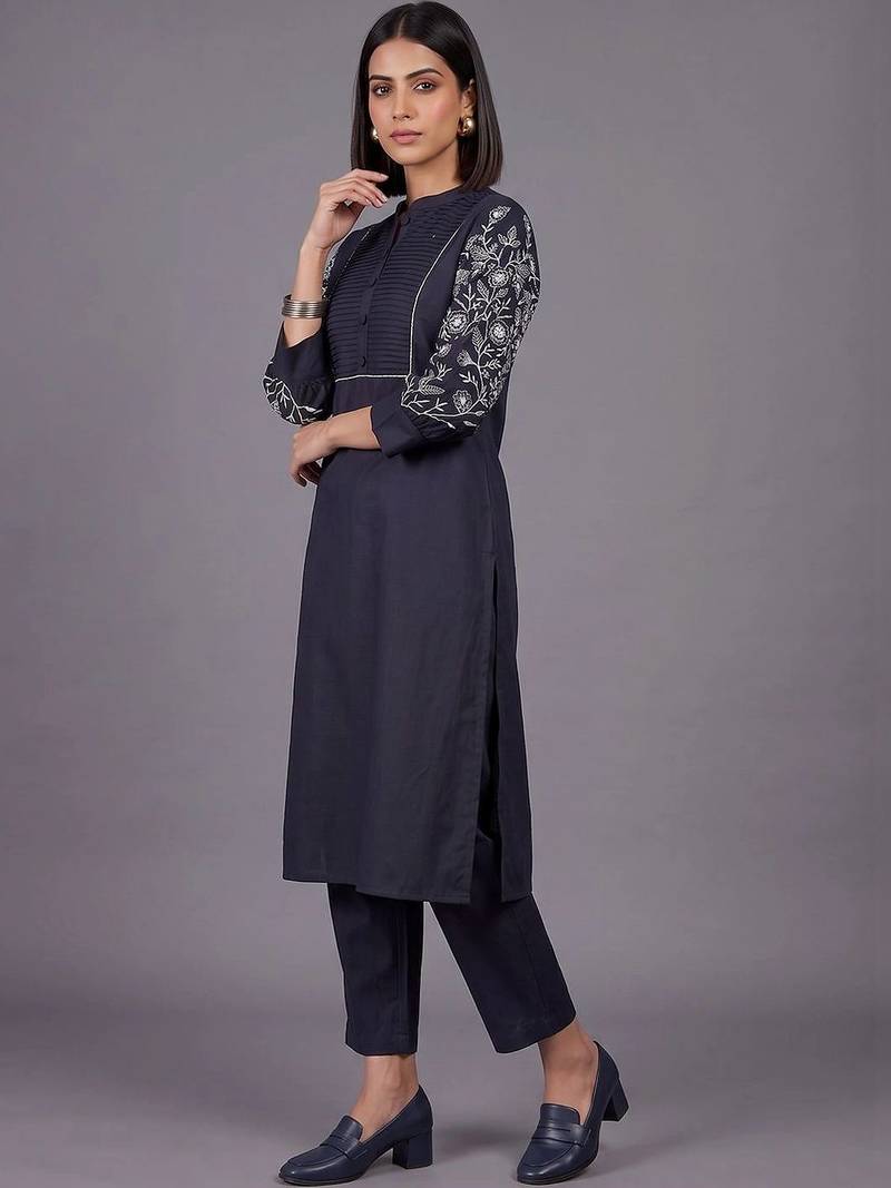 women floral embroidered regular thread work kurta with trousers