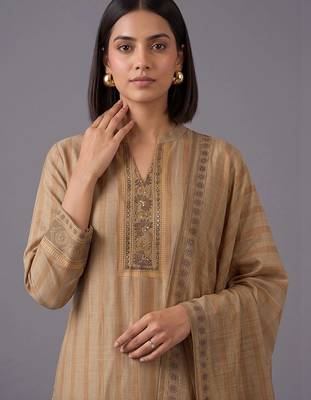 women striped regular chanderi silk kurta with trousers & with dupatta 2
