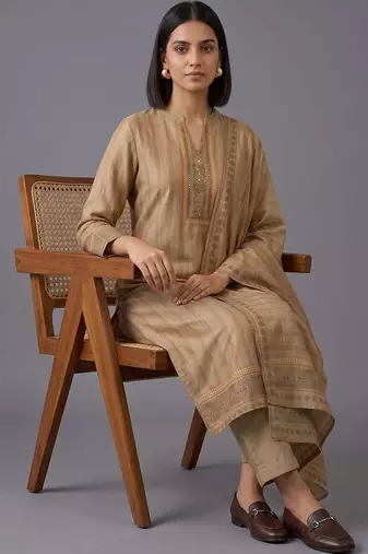 women striped regular chanderi silk kurta with trousers & with dupatta