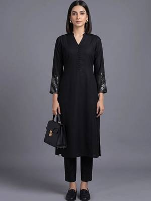 women regular sequinned kurta with trousers 1