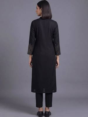 women regular sequinned kurta with trousers 2