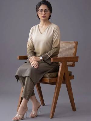 women ombre dyed regular thread work kurta with trousers 1