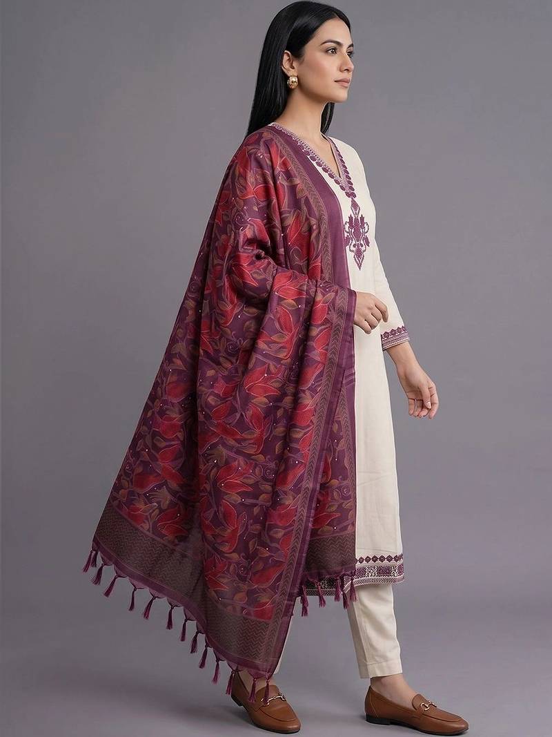 women ethnic motifs embroidered regular thread work kurta with trousers & with dupatta