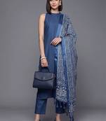 women ethnic motifs regular cotton kurta with trousers & with dupatta