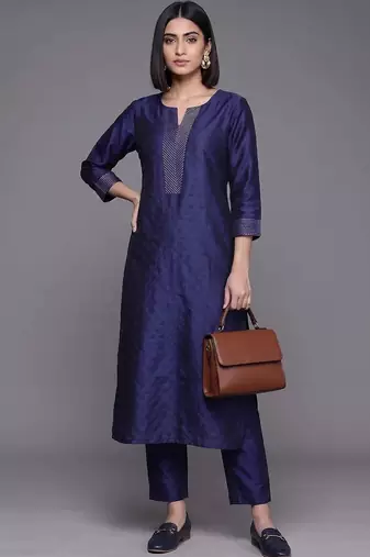 women ethnic motifs regular kurta with trousers & with dupatta