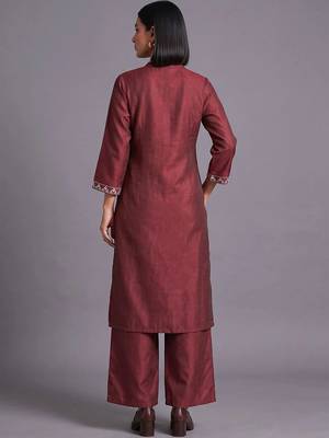 women regular mirror work kurta with palazzos 4