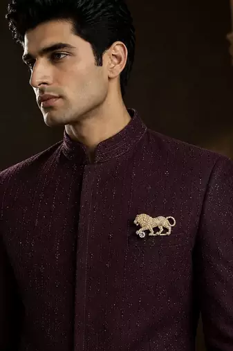 Gold plated zircon lion motif brooch