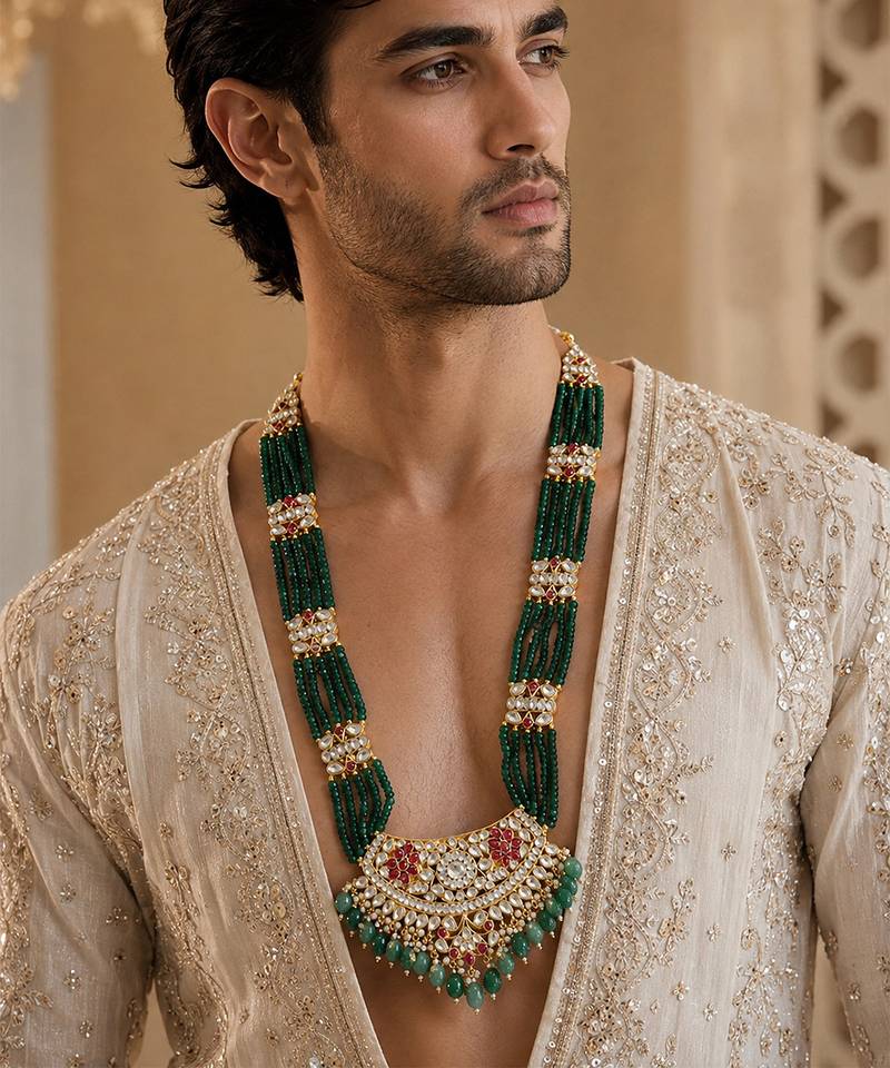 Emerald green beaded kundan statement necklace