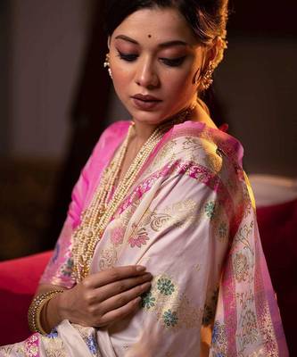 peach peach-coloured & pink floral woven design zari banarasi saree 3
