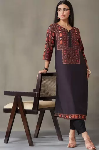 women ethnic motifs printed regular kurta with trousers