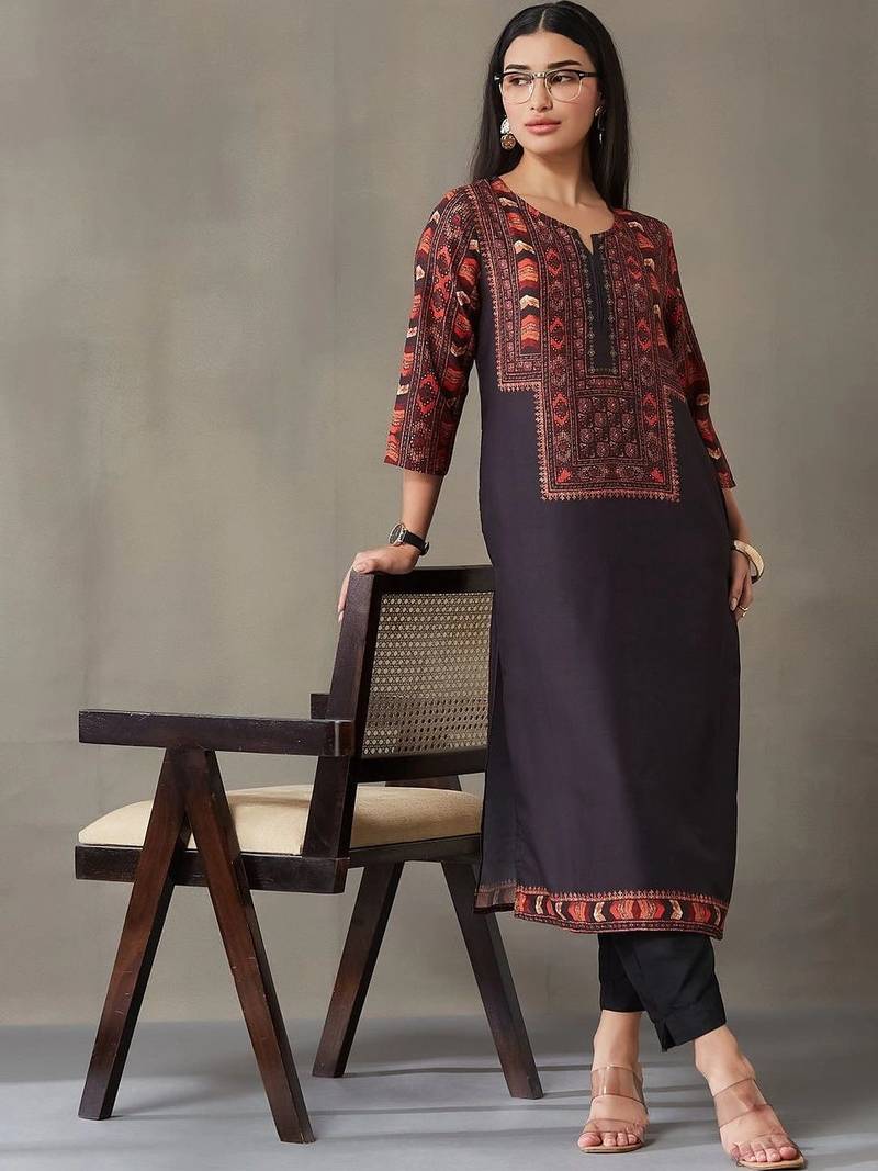 women ethnic motifs printed regular kurta with trousers