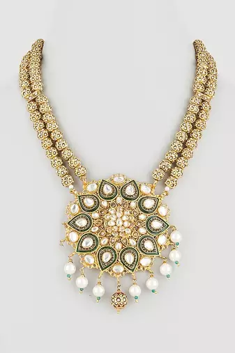 Gold plated kundan floral pendant necklace