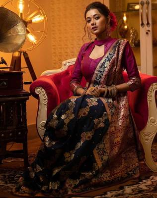 navy_blue woven design zari banarasi saree 2