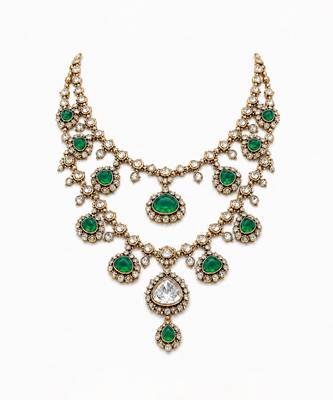 Double layered green stone kundan statement necklace 2