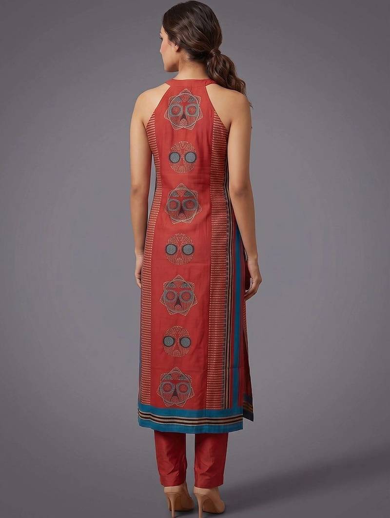 women ethnic motifs printed regular kurta with trousers