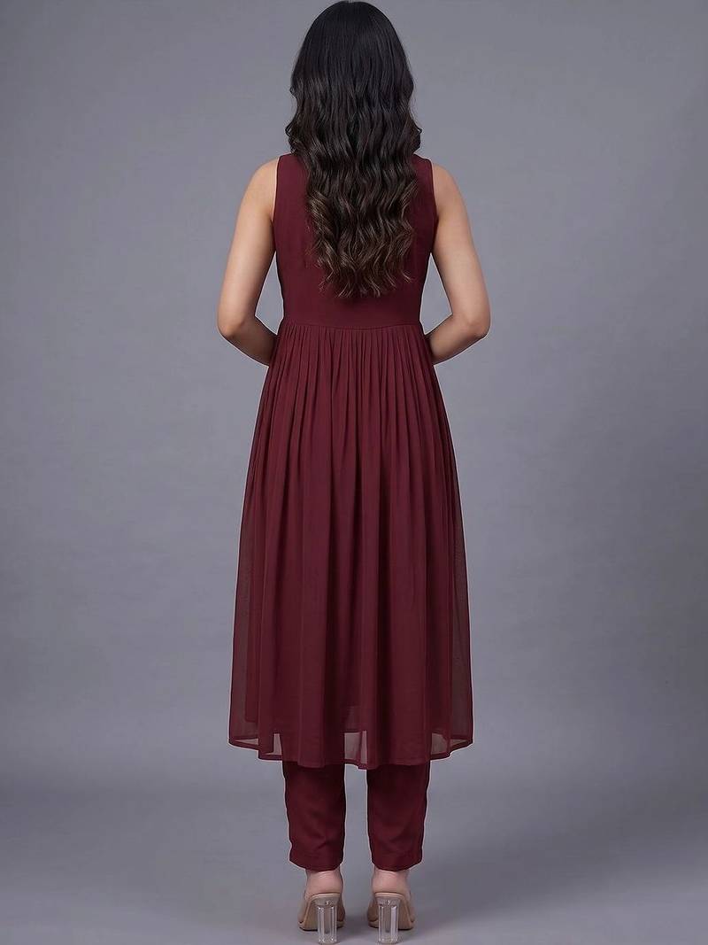 women ethnic motifs embroidered empire thread work kurta with trousers