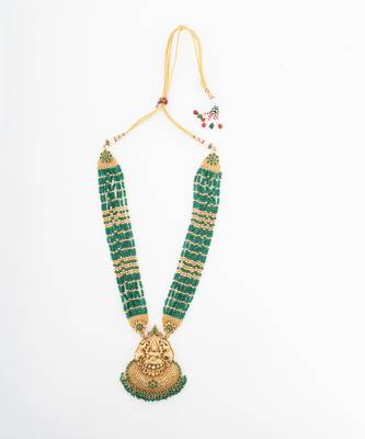 Green beaded temple pendant necklace 2