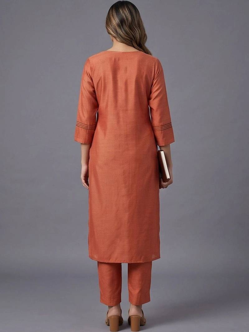 women ethnic motifs embroidered regular thread work kurta with trousers