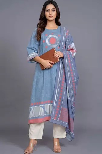 women printed regular kurta with trousers & with dupatta
