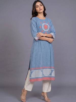 women printed regular kurta with trousers & with dupatta 5