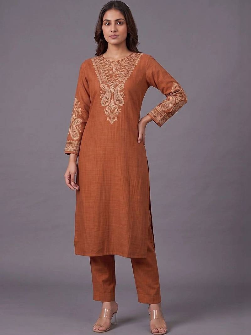 women ethnic motifs embroidered regular thread work kurta with trousers
